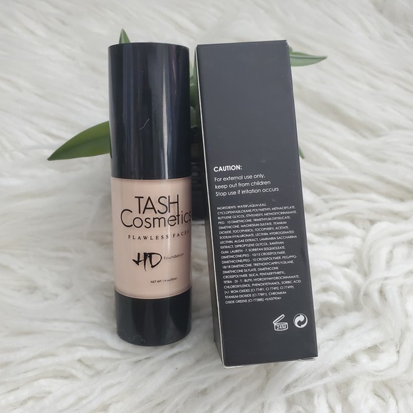 TASH Cosmetics Flawless Faces HD Foundation #04 SPF 15 - Picture 2 of 4